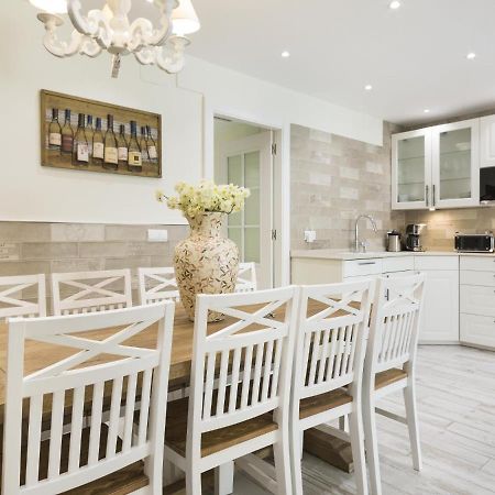 Sitges Spaces Mediterranean Apartments 4 Bedroom, 4 Bathroom, Huge Terrace, Jacuzzi- Sleeps 9 Exteriér fotografie