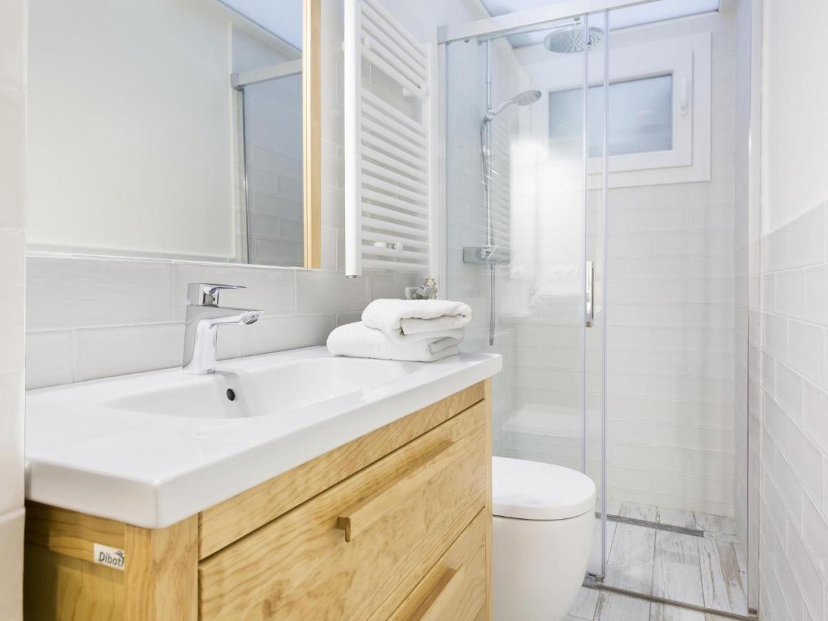 Sitges Spaces Mediterranean Apartments 4 Bedroom, 4 Bathroom, Huge Terrace, Jacuzzi- Sleeps 9 Exteriér fotografie